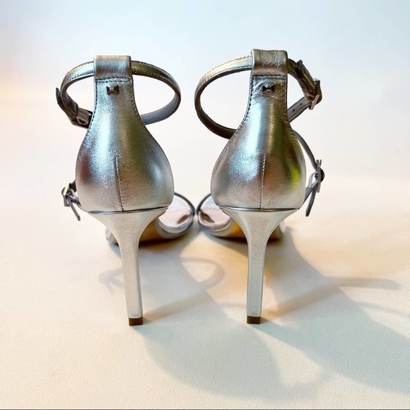 Ted Baker Triam Silver Triple Strap Sandal Size 39.5 - Picture 10 of 16